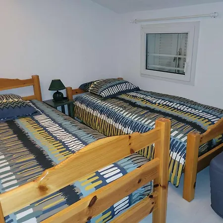 بيت للعطل Pavillon 3 Pieces Avec Piscine, Terrasse Et Barbecue, A 600m De La ! - Fr-1-701-82 فيندريه
